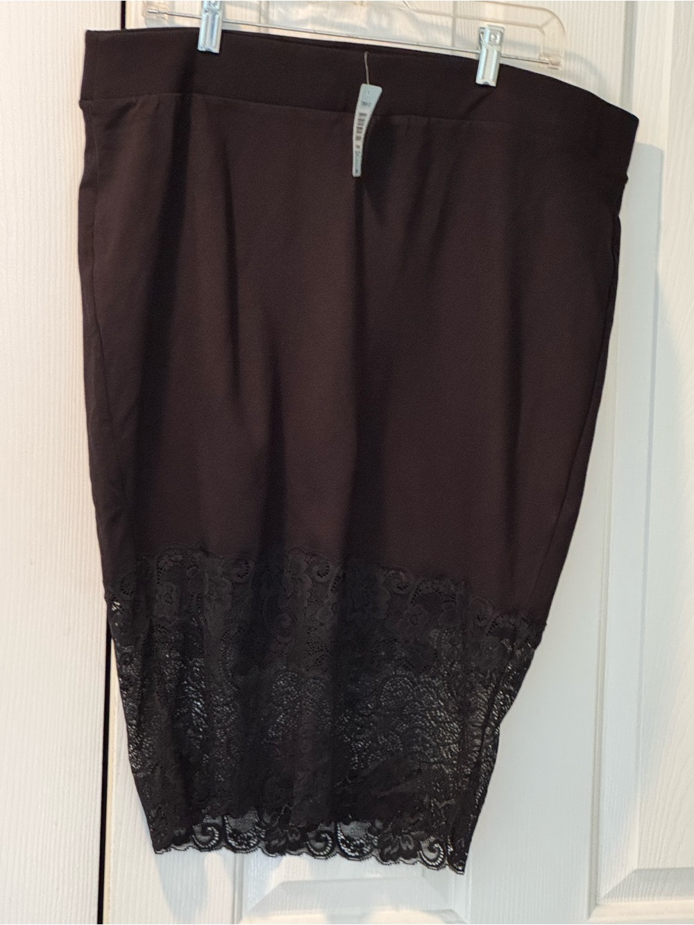 torrid Black Lace-Hem Pencil Skirt